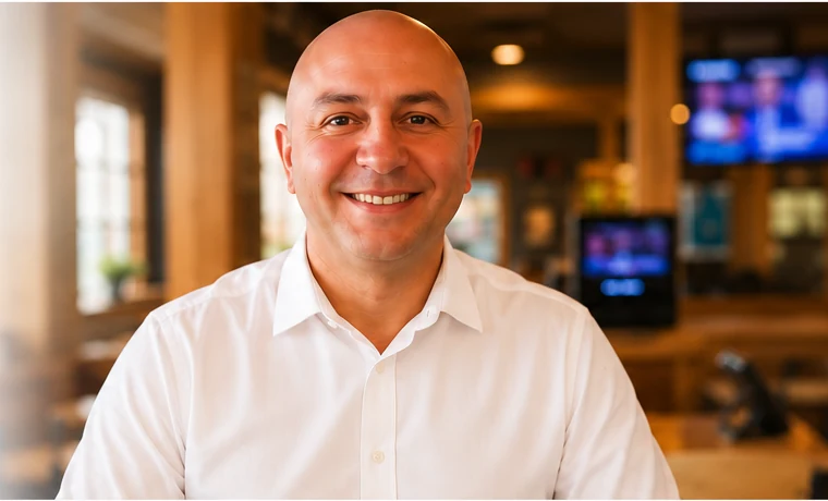 Julio Gallardo, Ph.D., computer science, AI and mathematics tutor in a white shirt